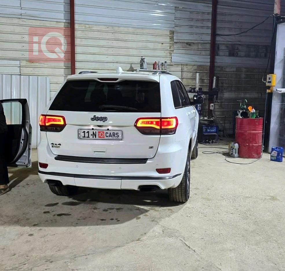 جيب جراند شيروكي